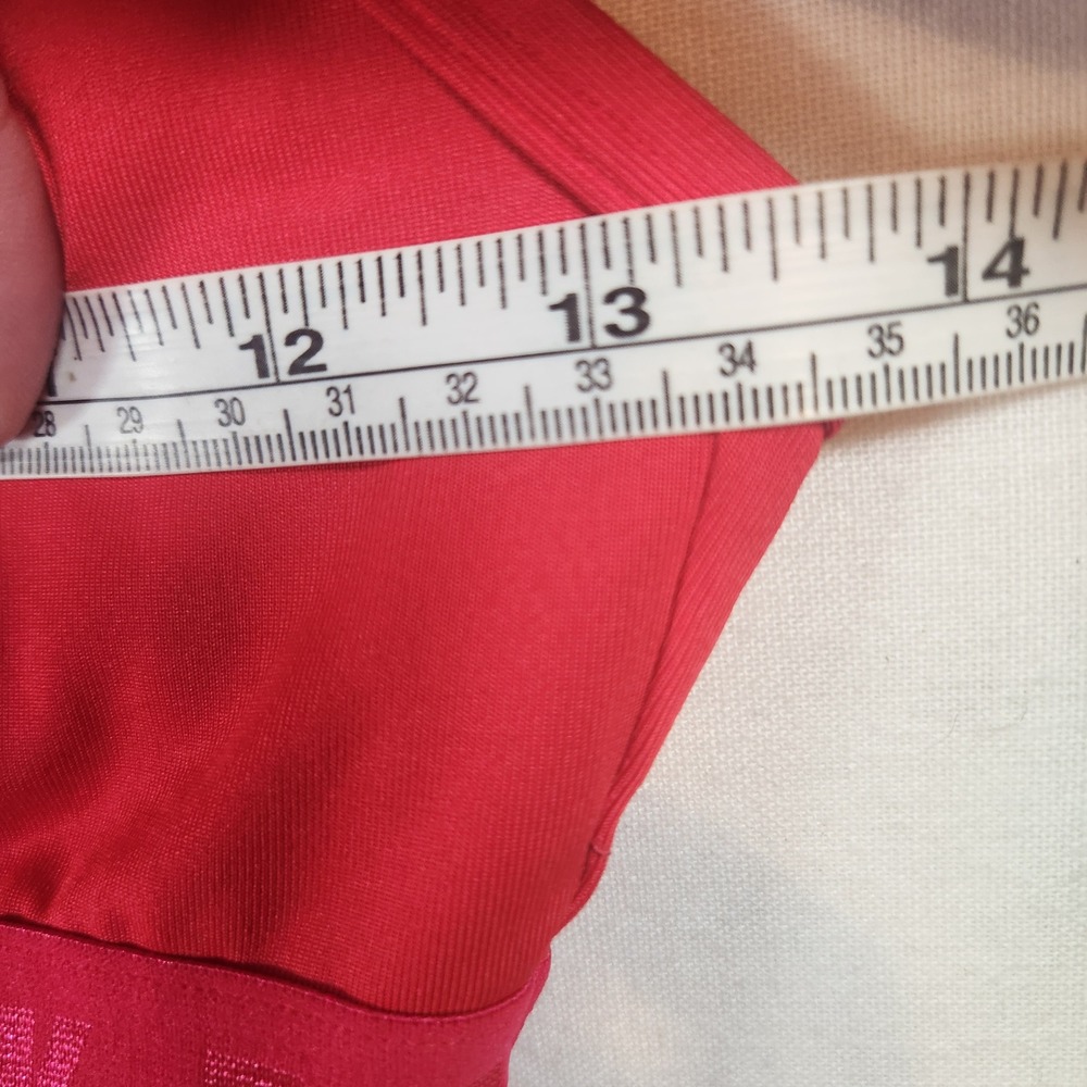 Victoria's Secret PINK Red Strappy Cross Back Sports‎ Bra V-Neck Logo Band - Picture 4 of 4